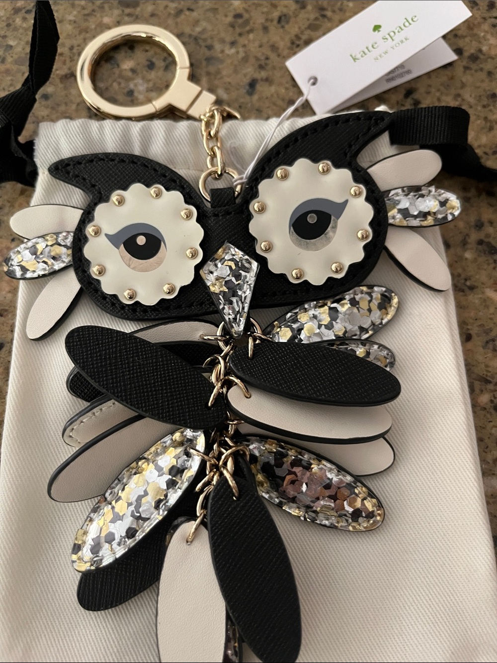 NWT Kate spade Black, Cream & Gold Owl Keyring Charm.
